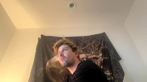 yeeah online show from December 18, 11:24 am