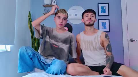 gabriel_and_geronimo online show from September 9, 6:51 pm