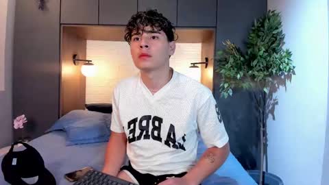 gabriell_ramirez_ online show from January 26, 3:48 am