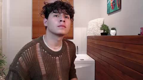 gabriell_ramirez_ online show from March 8, 10:13 pm