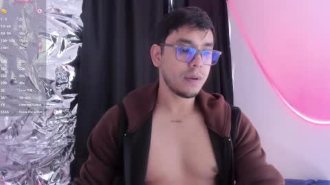 Snapshot of gadiel_edric chatting on October 24, 2:08 pm Gadiel online show from October 24, 2:08 pm