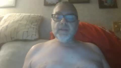 gadude45 online show from December 1, 3:42 am