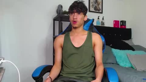 gael_jones online show from November 13, 3:55 am