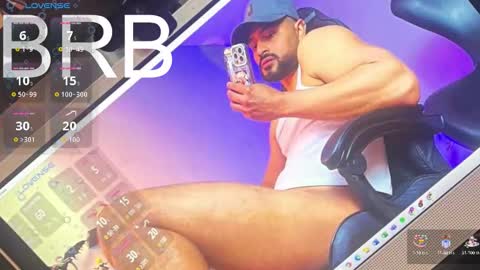 Snapshot of gael_meneses chatting on October 8, 11:03 am Gael Meneses online show from October 8, 11:03 am