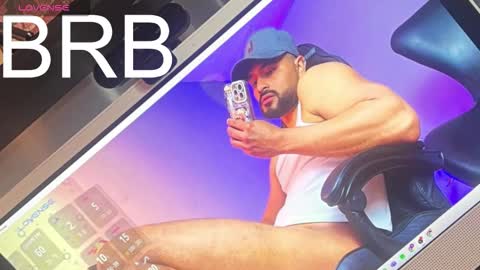 Snapshot of gael_meneses chatting on October 3, 11:15 am Gael Meneses online show from October 3, 11:15 am