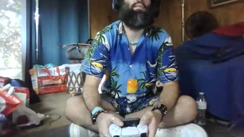 gamerfiend420 online show from June 21, 1:11 am