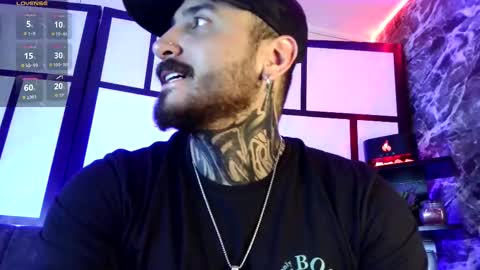 Chris  Dont forget to gift me thumb up Its very important to me and makes me happy AF  online show from December 22, 7:16 am