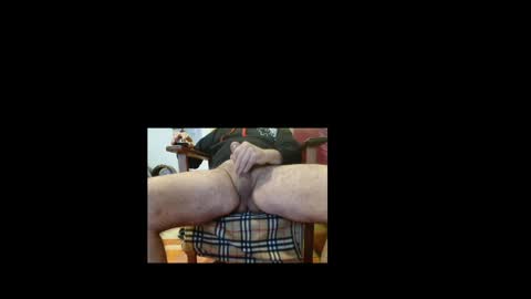 gary1111111 online show from April 25, 6:16 pm