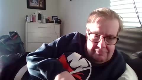 Gary online show from December 5, 8:34 pm