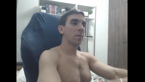 gatosarado23 online show from December 12, 1:10 am