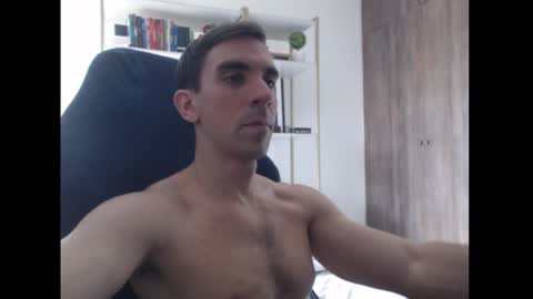 gatosarado23 online show from December 15, 12:49 pm