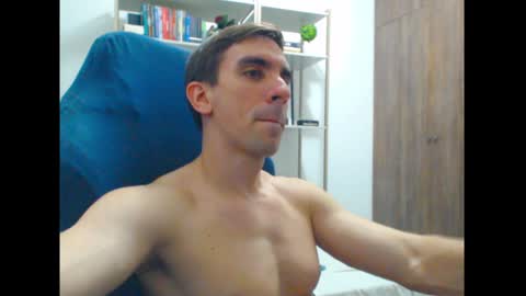 gatosarado23 online show from December 27, 3:20 am