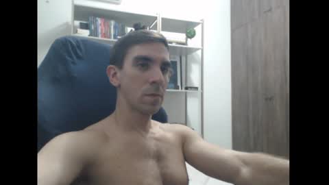 gatosarado23 online show from December 19, 1:50 am