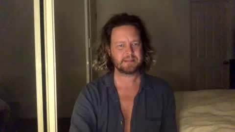 gcsurfer81 online show from October 14, 8:32 am