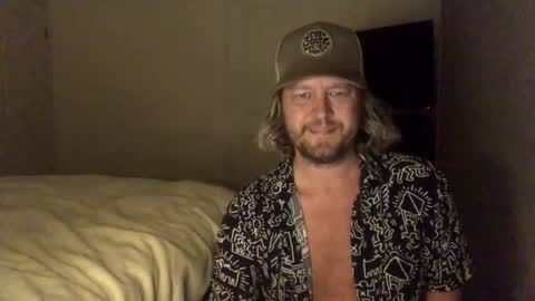 gcsurfer81 online show from September 19, 8:59 am