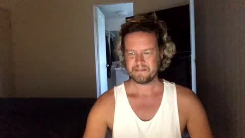 gcsurfer81 online show from January 22, 8:29 am