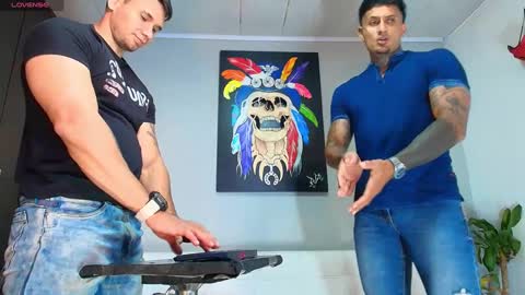 Snapshot of gendersonfit chatting on December 14, 8:40 pm gendersonfit online show from December 14, 8:40 pm