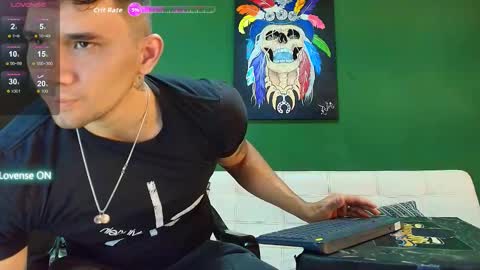 Snapshot of gendersonfit chatting on October 20, 9:08 pm gendersonfit online show from October 20, 9:08 pm