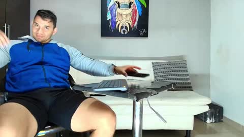 Snapshot of gendersonfit chatting on January 26, 1:36 pm gendersonfit online show from January 26, 1:36 pm