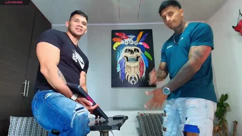 Snapshot of gendersonfit chatting on December 6, 9:02 pm gendersonfit online show from December 6, 9:02 pm