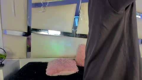 Genesis online show from November 17, 3:42 am