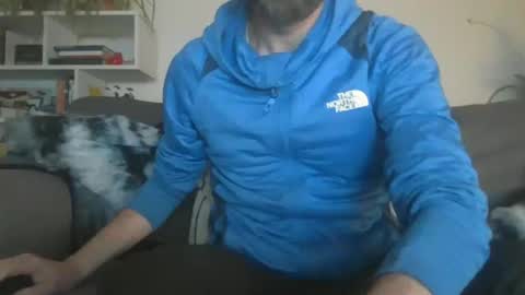 Snapshot of geon2xx chatting on March 1, 6:54 pm Geon online show from March 1, 6:54 pm