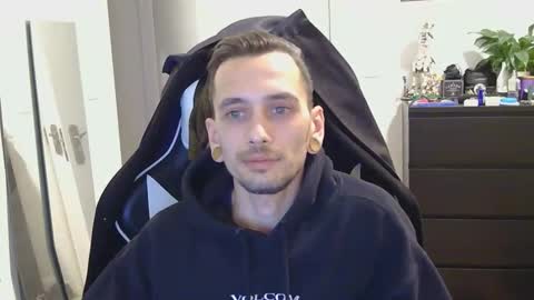 georgek0011 online show from November 20, 3:39 am