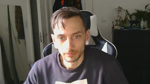 georgek0011 online show from February 9, 10:42 am