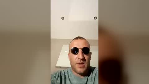 georgemac2405 online show from June 26, 1:31 am