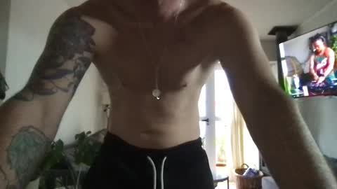 gerez20 online show from July 18, 12:32 pm