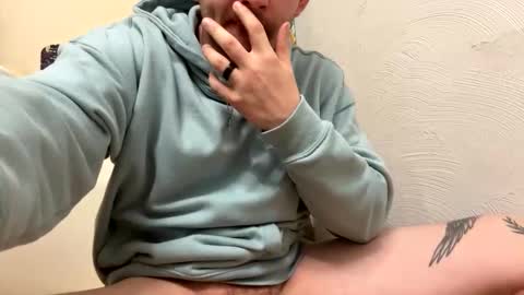 ggking12345 online show from April 19, 5:40 am