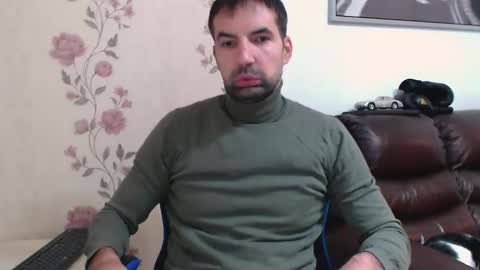 Gianni online show from December 16, 11:50 am