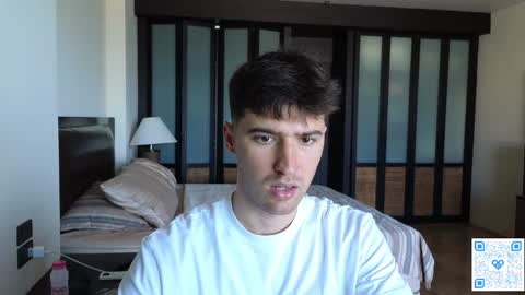 gilbertogonzales online show from December 16, 3:46 am