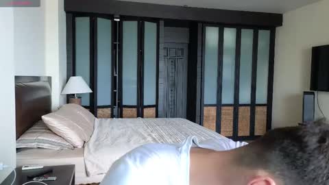 gilbertogonzales online show from November 24, 3:18 am