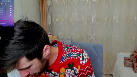 gilbertogonzales online show from December 11, 6:48 am