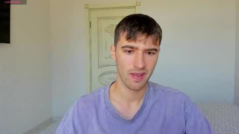 gilbertogonzales online show from September 12, 7:19 am