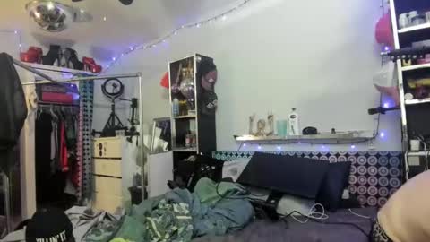 ginger_binj online show from January 20, 7:58 am