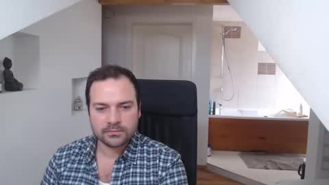 gintonik89 online show from February 25, 7:31 am