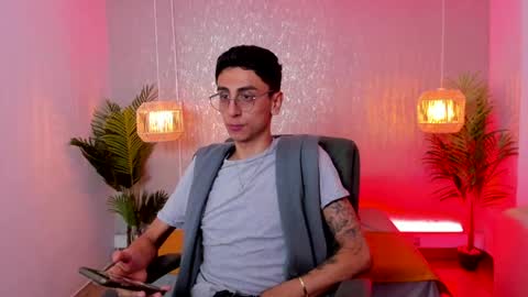 Gio Carangi online show from March 27, 3:00 am