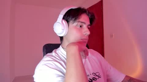 GioRusso online show from November 4, 8:43 pm