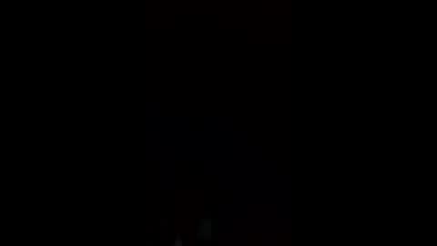 giovannifg211890 online show from April 19, 7:49 pm