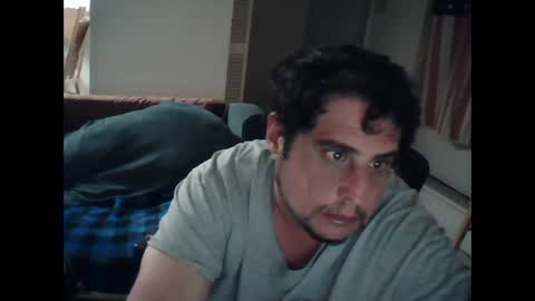 Snapshot of gitmehard008 chatting on February 23, 2:45 am gitmehard008 online show from February 23, 2:45 am