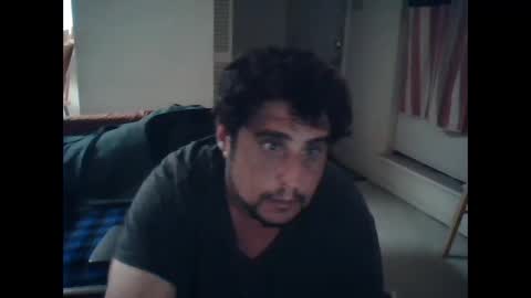 Snapshot of gitmehard008 chatting on March 9, 3:44 am gitmehard008 online show from March 9, 3:44 am