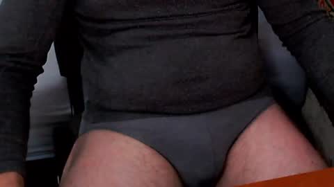 Snapshot of glebryba chatting on December 28, 3:27 pm glebryba online show from December 28, 3:27 pm