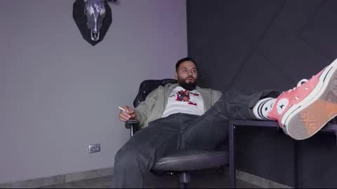 Snapshot of glennmasters chatting on September 17, 3:40 am Matthew .. for short call me Matt online show from September 17, 3:40 am