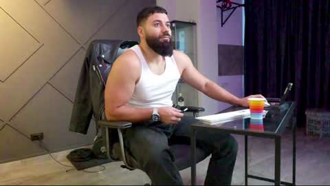 Snapshot of glennmasters chatting on January 14, 6:13 am Matthew .. for short call me Matt online show from January 14, 6:13 am