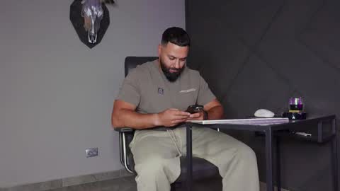 Snapshot of glennmasters chatting on September 25, 10:30 pm Matthew .. for short call me Matt online show from September 25, 10:30 pm