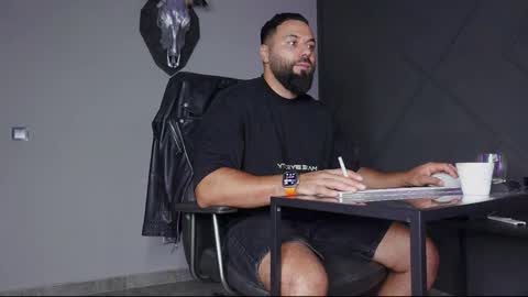 Snapshot of glennmasters chatting on September 14, 11:40 pm Matthew .. for short call me Matt online show from September 14, 11:40 pm