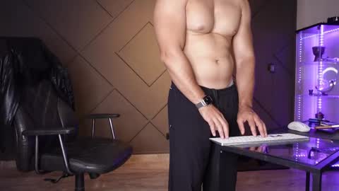 Matthew .. for short call me Matt online show from June 1, 7:47 pm