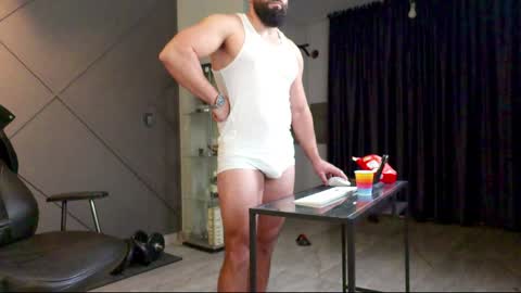 Snapshot of glennmasters chatting on January 11, 4:48 am Matthew .. for short call me Matt online show from January 11, 4:48 am